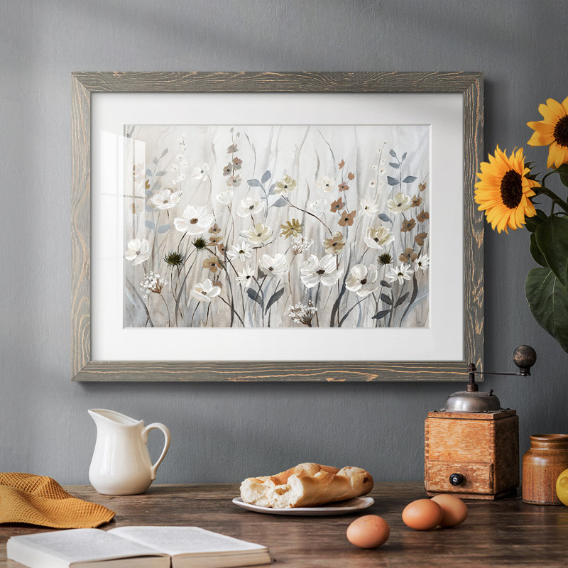 «Misty Meadow Field», impression sur papier encadrée, Gris