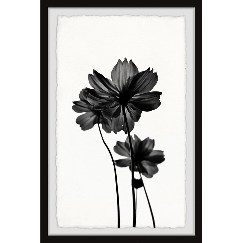 «Reflective Petals», reproduction d'art encadrée sur papier, H 12 po x l 8 po x P 1,5 po