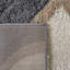 Tapis gris / ivoire à tissage mécanique Altizer-373292518