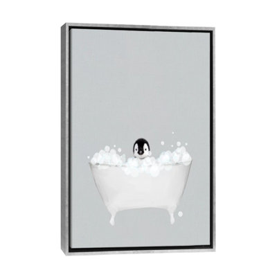 «Penguin Blue Bath» par Leah Straatsma - reproduction d'art
