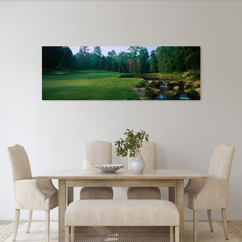 Ruisseau dans un terrain de golf, Laurel Valley Golf Club, Ligonier, Pennsylvanie, États-Unis, H 60 po x l 20 po