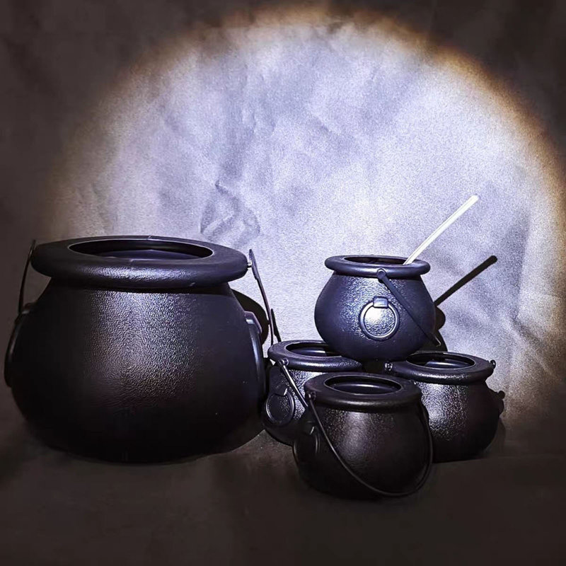 Ensemble de 4 petits chaudrons de sorcière d'Halloween