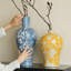 Vases de table en céramique fantaisie à motif floral jaune et bleu de style néo-chinois-1090738347