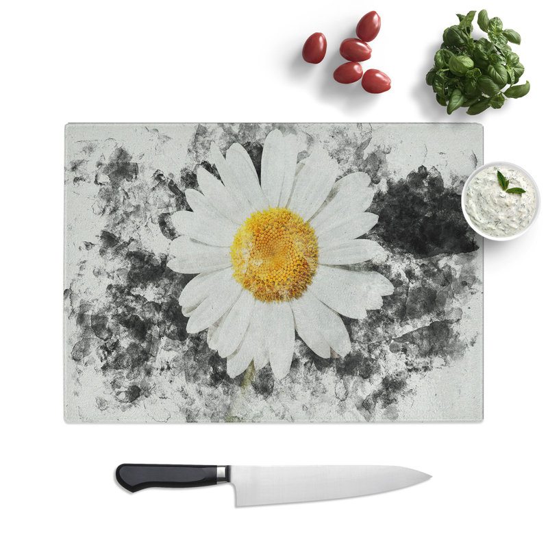 Daisy Vol.6 Chopping Board, 20cm W x 28.5cm L