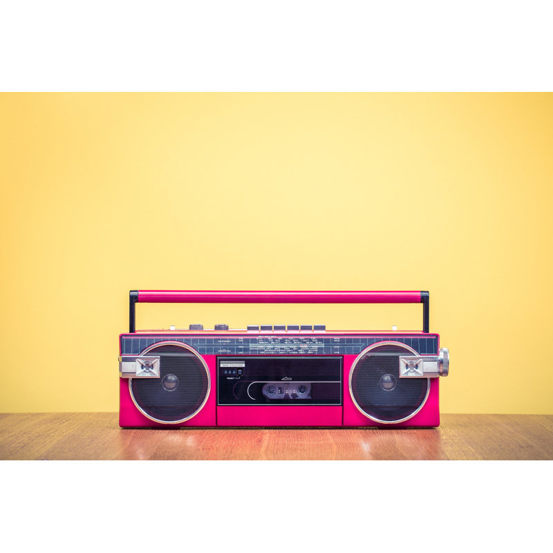 Retro Radio Cassette Magnétophone sur toile par Brat_Pikachu, photographie, H 20 po x l 30 po x P 1,25 po