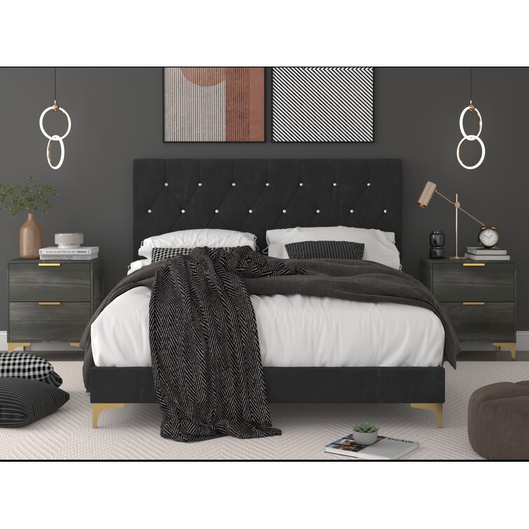 Ossabaw Upholstered Standard 3 Piece Bedroom Set
