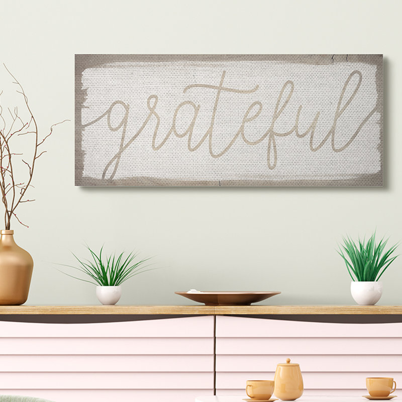 «Whimsical Grateful Expression Wood Motif» par Daphne Polselli, reproduction d'art textuel, H 40 po x l 17 po x P 1,5 po