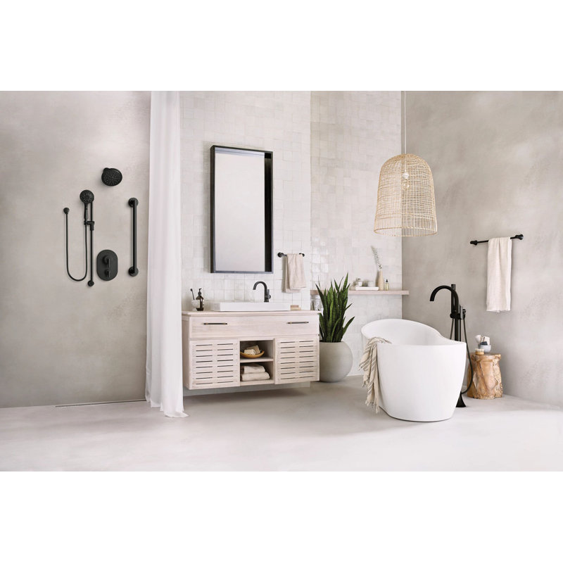 Fina Premium 2.5 GPM Rain Shower Head, Matte Black