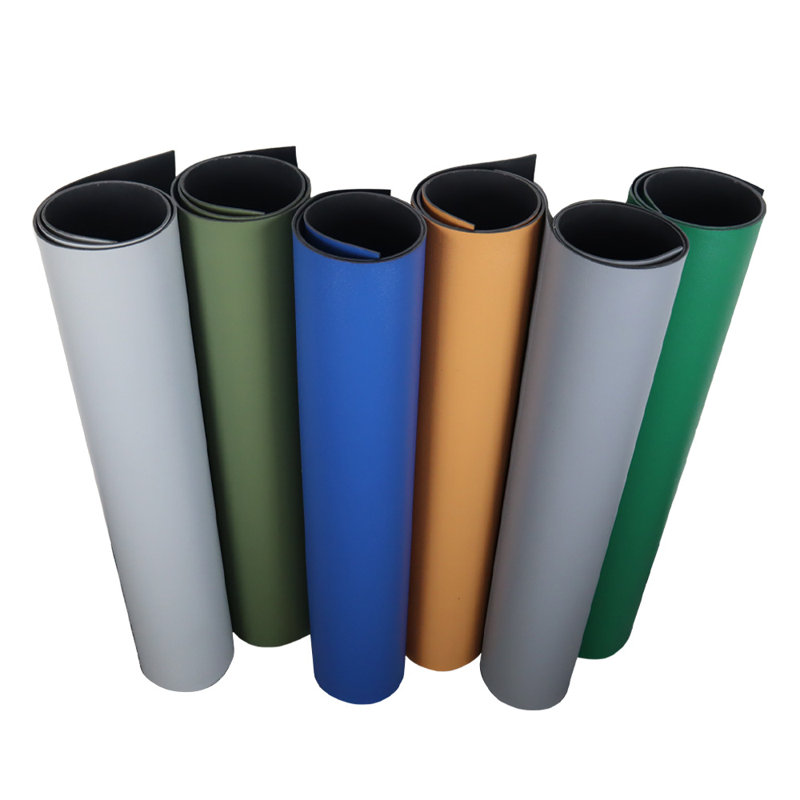 Terra Flex Sport - L 300 po x l 48 po x 0,2 po rouleau en caoutchouc, Gris clair