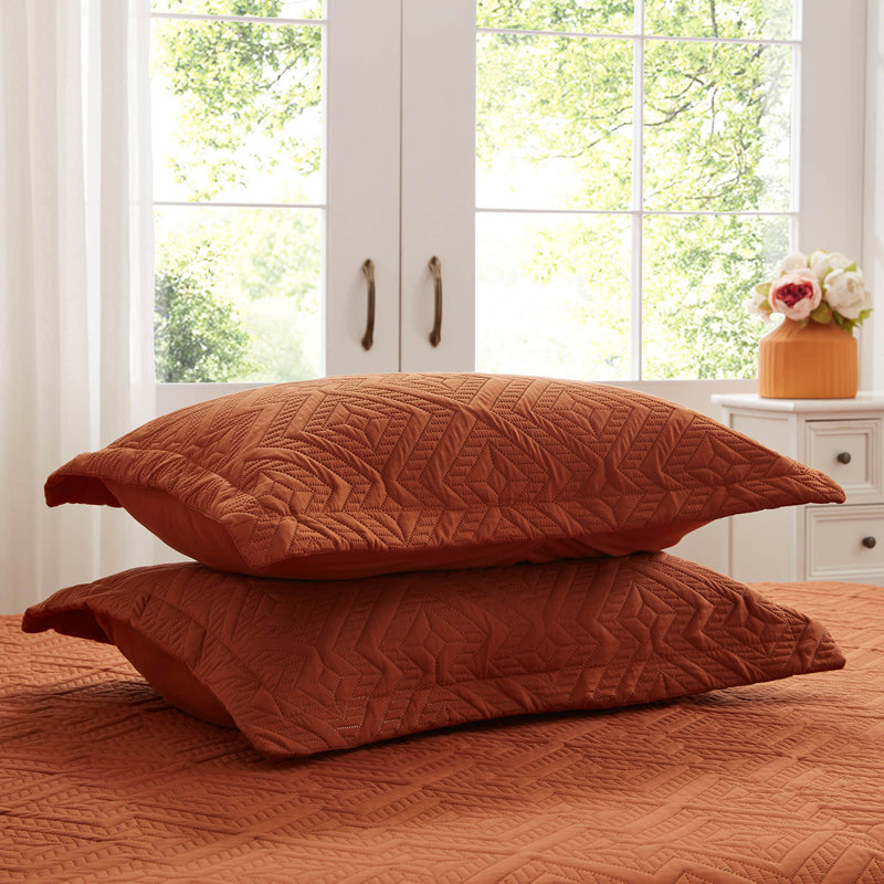 Modern Geometric Lightweight Quilt Set with Pillow Shams, Burnt Orange, King Quilt + 2 King Shams