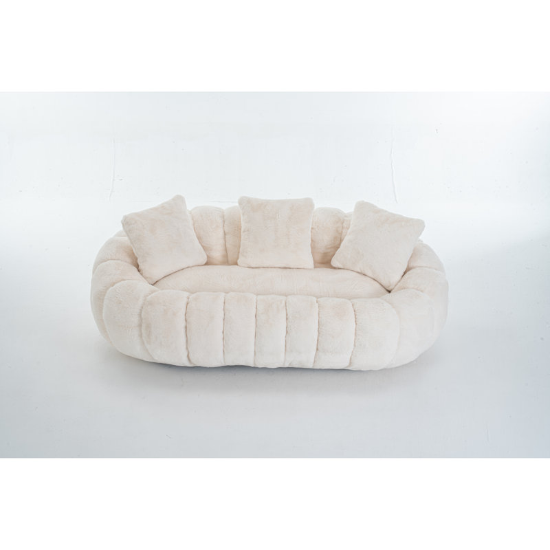 Grands canapés beige en fausse fourrure ultra-doux, style salon moderne