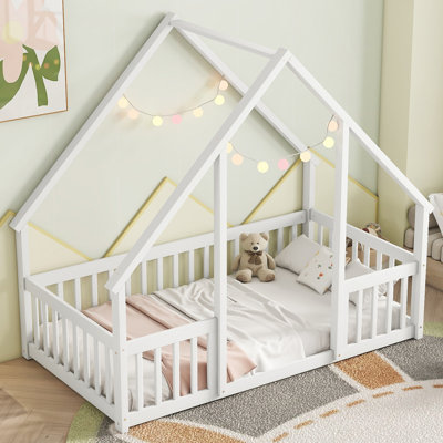 Wood House-Shaped Floor Bed with Fence
