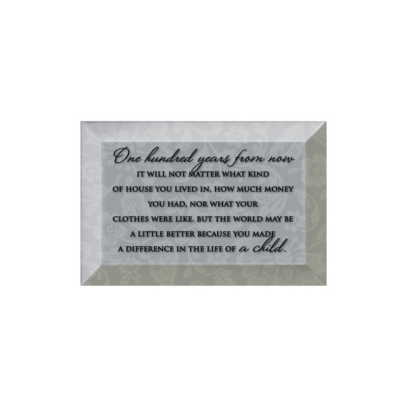 « 100 ans », plaque d’art textuel