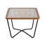 Table basse contemporaine carrée avec verre découpé géométrique artistique et surface facile à nettoyer pour une utilisation pratique Design moderne sur un plateau en bois chaleureux et une atmosphère confortable
