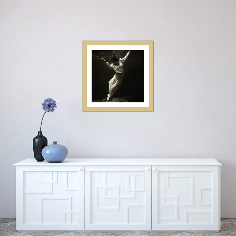 Modèle de mode sous l’eau du réservoir à dauphins, marineland, floride, impression sur toile, H 16 po x l 16 po x P 1 po