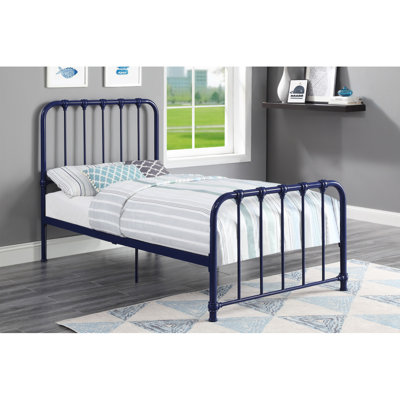 Luxurious Platform Bed With Exquisite Craftsmanship For Optimal Sleep