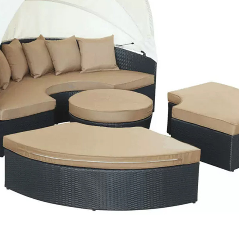70.87'' Wide Circle Wicker Patio Daybed