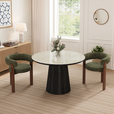 Ensemble de table et de chaises Adwin pour 2 personnes, comprenant une table ronde de 120 cm et 2 fauteuils rembourrés Teddy.