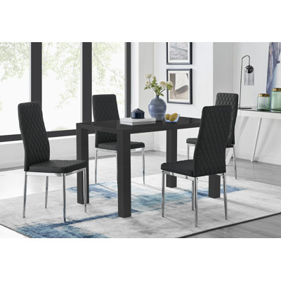 Ensemble repas pour 4 personnes Eubanks