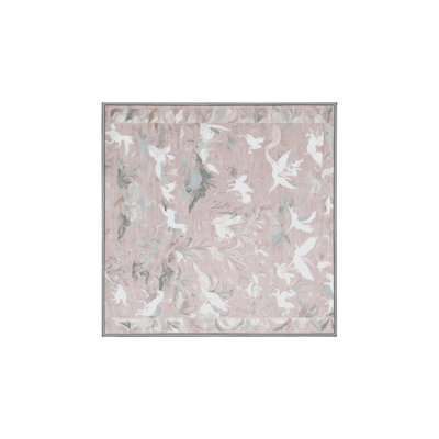 Tapis gris soyeux et moelleux