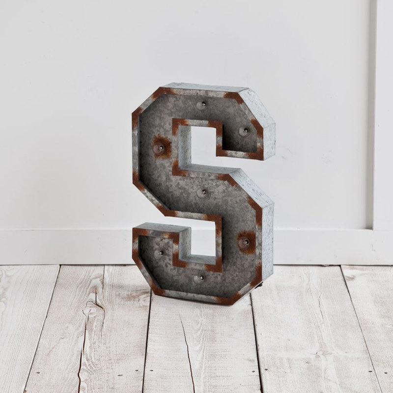 Wall Decor on Metal
