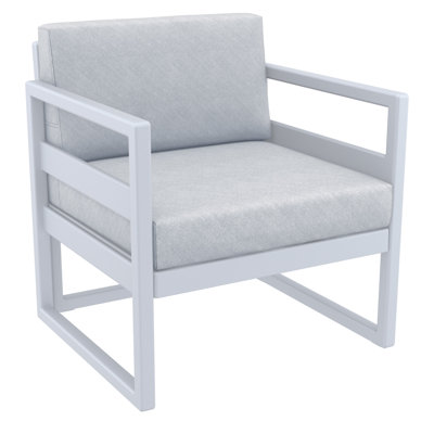 Lane Outdoor Lounge Chair
