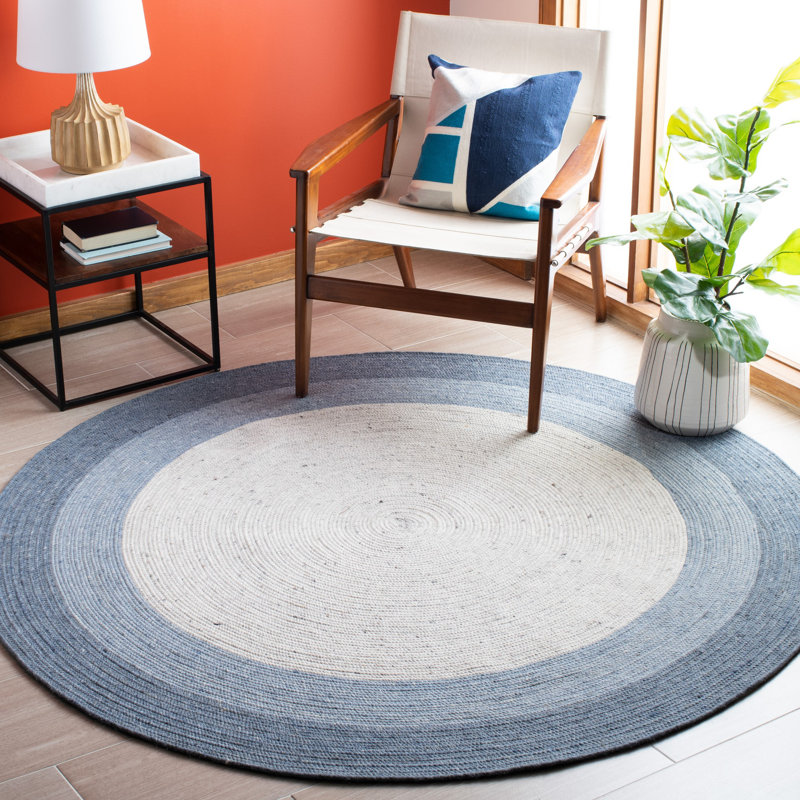 Nowlin Hand Woven Wool/Cotton Rug in Ivory, Round 8'