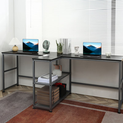 Bureau d'ordinateur 83 po. 83 po. Noir avec espace de rangement. Bureau pour deux personnes stable et fonctionnel, noir. Assure une abondance de matériaux