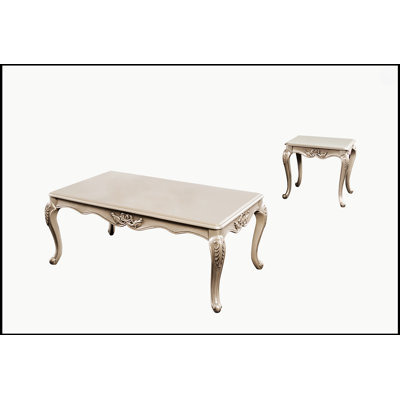 Table de bout de style traditionnel avec pieds courbés, détails sculptés et détails dorés pour des espaces de vie élégants