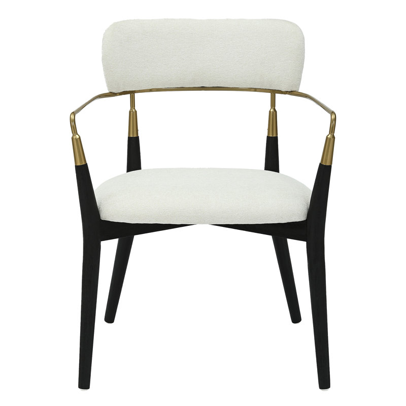 Chaise en tissu avec accents -