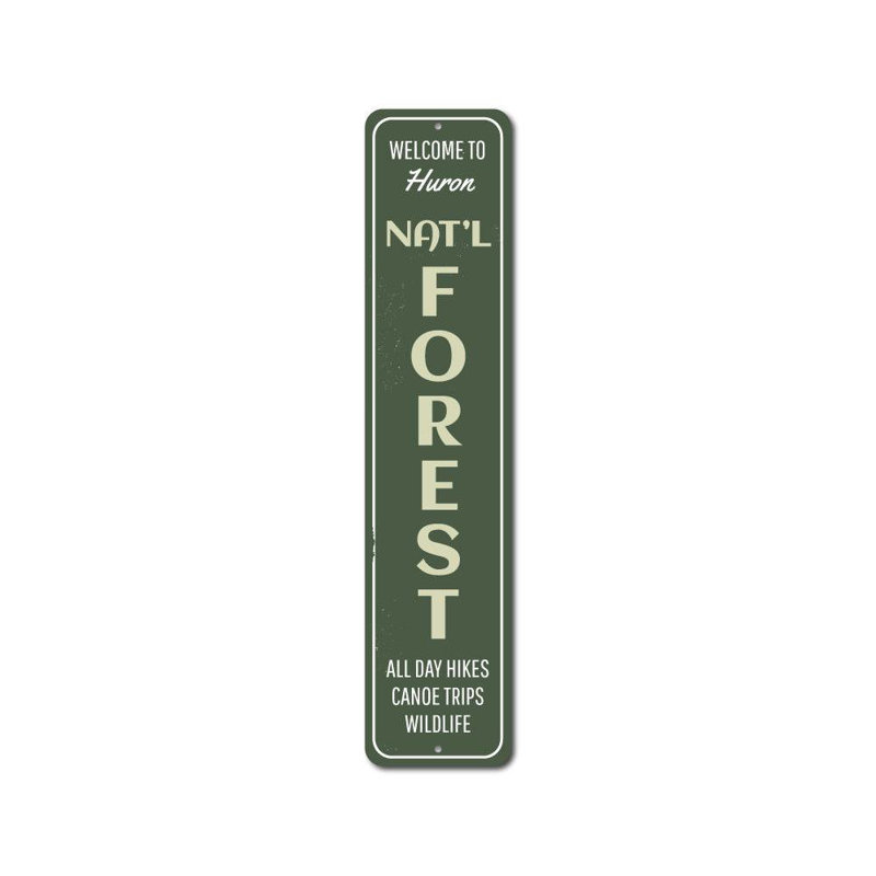 Enseigne verticale en aluminium National Forest, H 4 po x l 18 po x P 0,04 po