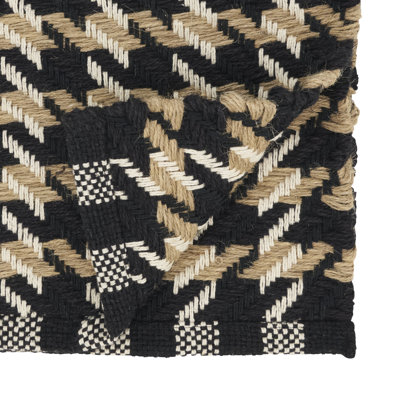 Traditional Houndstooth Table Runner