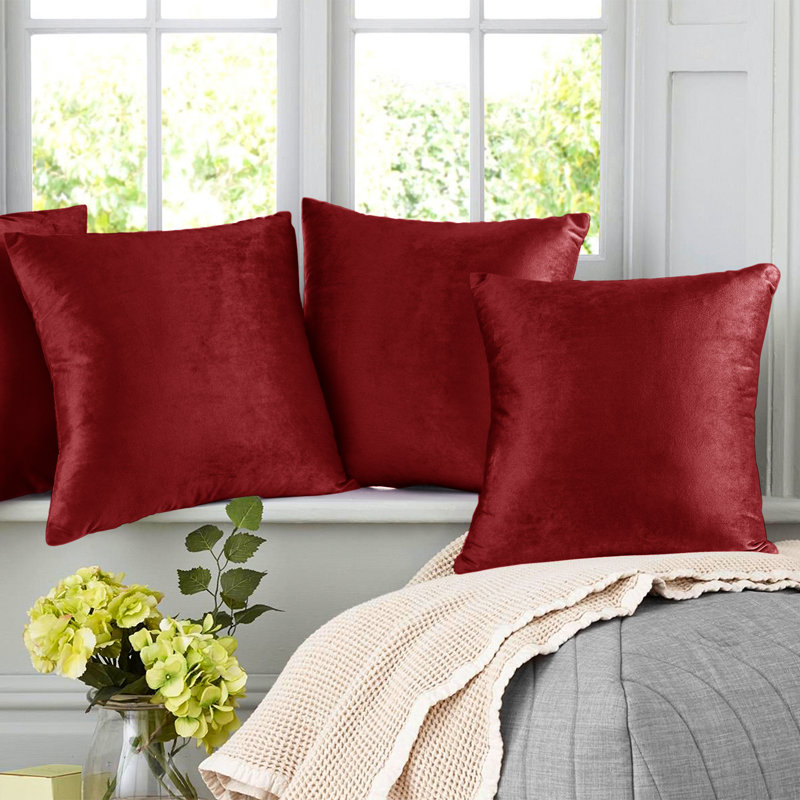 Housse de coussin en velours , H 16 po x l 16 po, Rouge cerise