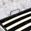 Grand lit de rangement tapissier Hartfried