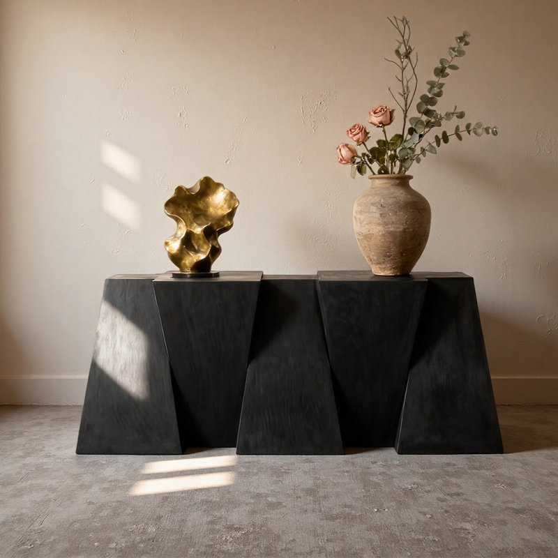 Console géométrique noire en bois massif