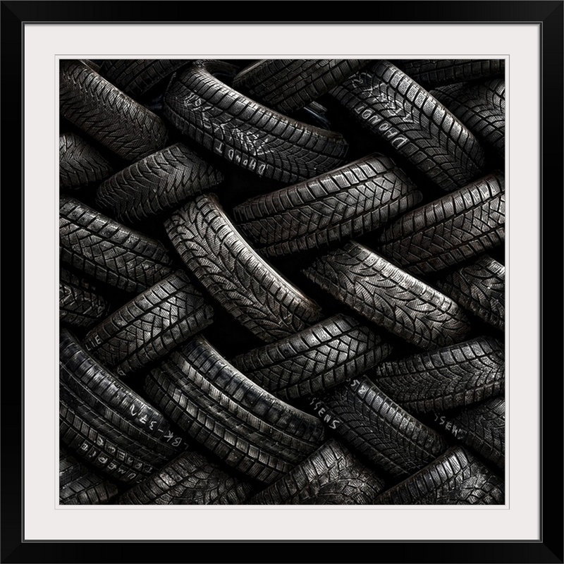 «Feeling Tired» par Piet Flour, reproduction de photo de Straub, H 28 x l 28 po x P 1 po, Cadre blanc