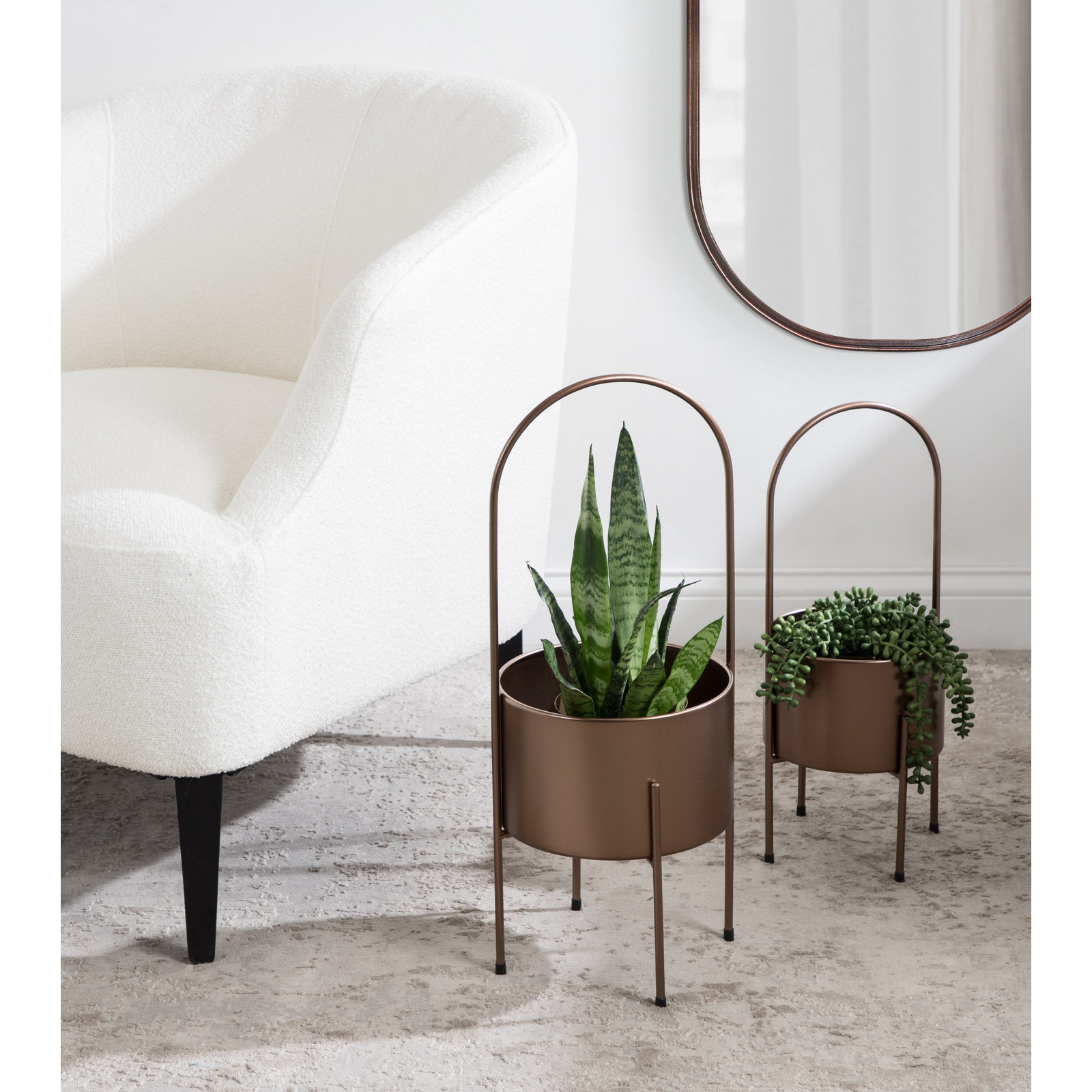 Asella 9" Pot Planter, Bronze