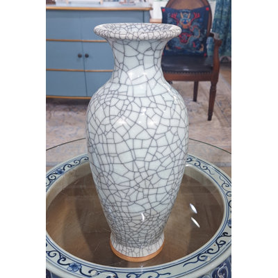 Vase en porcelaine craquelé