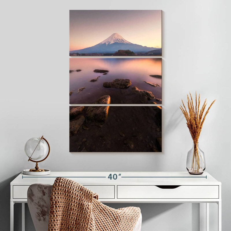Lever du soleil Masam Mount Fuji I, H 32 po x l 20 po