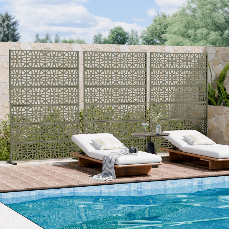 Panneau de clôture d'intimité en métal avec motif élégant, H 72 po x l 47 po x P 16 po, Vert olive