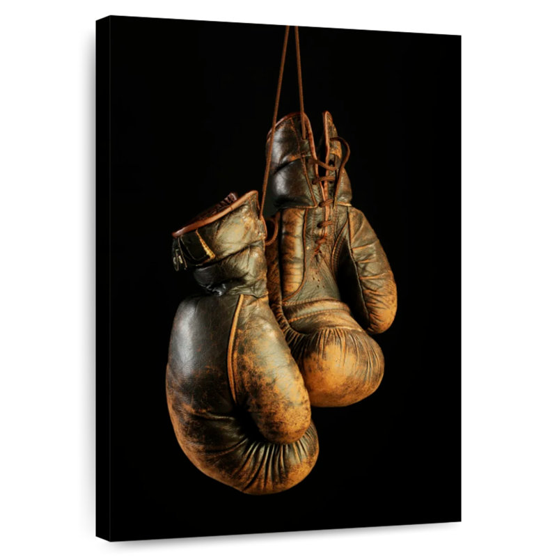 Gants de boxe battus, H 30 po x l 20 po