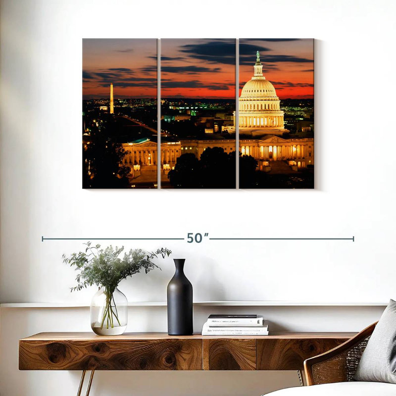 Vue de Sirci d'un Sireci illuminé au crépuscule - Washington DC, H 24 po x l 38 po