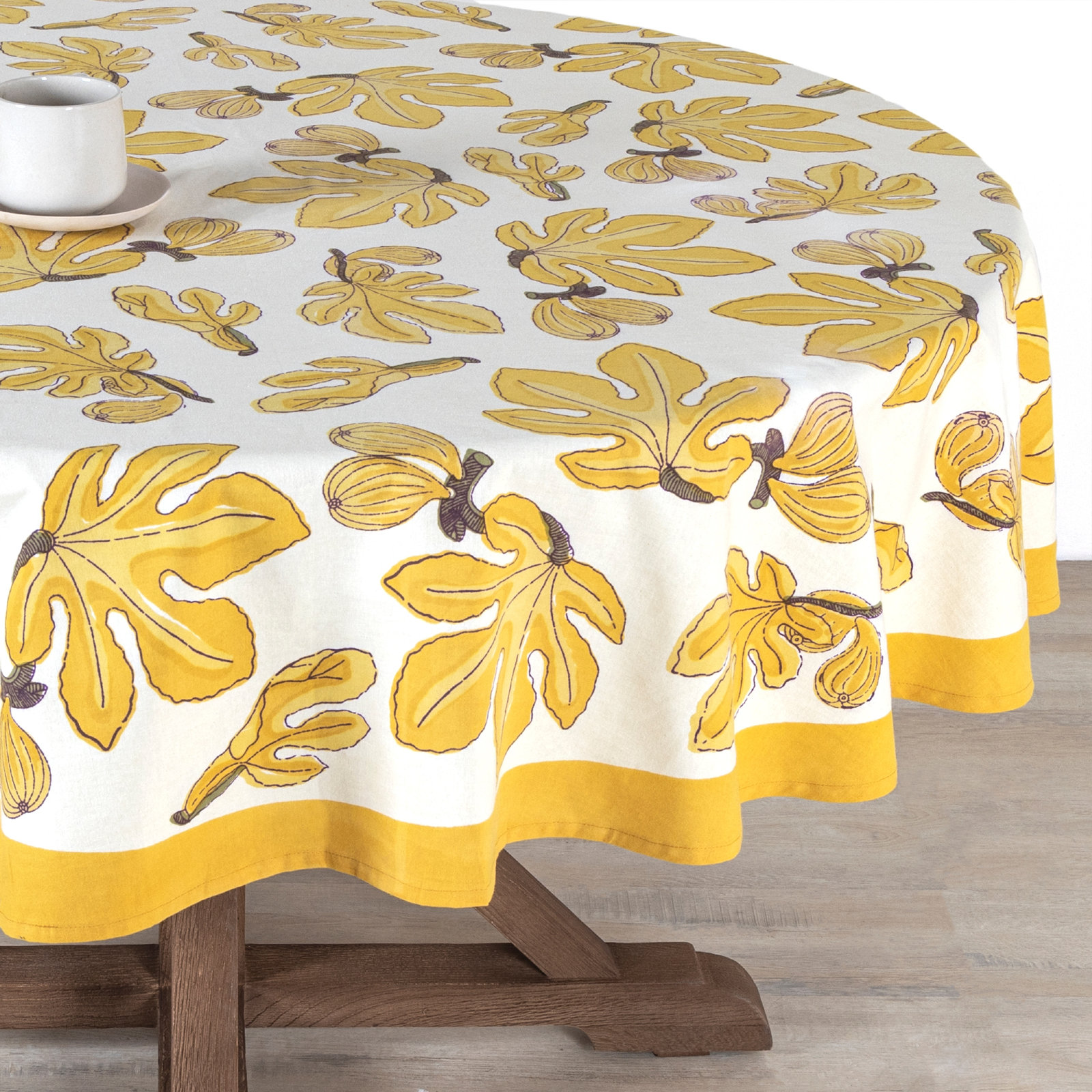 Debarata Floral Tablecloth, 70" Round, Yellow/White