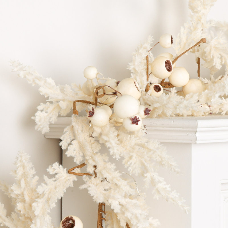 150cm Lighted Faux Garland with Lights