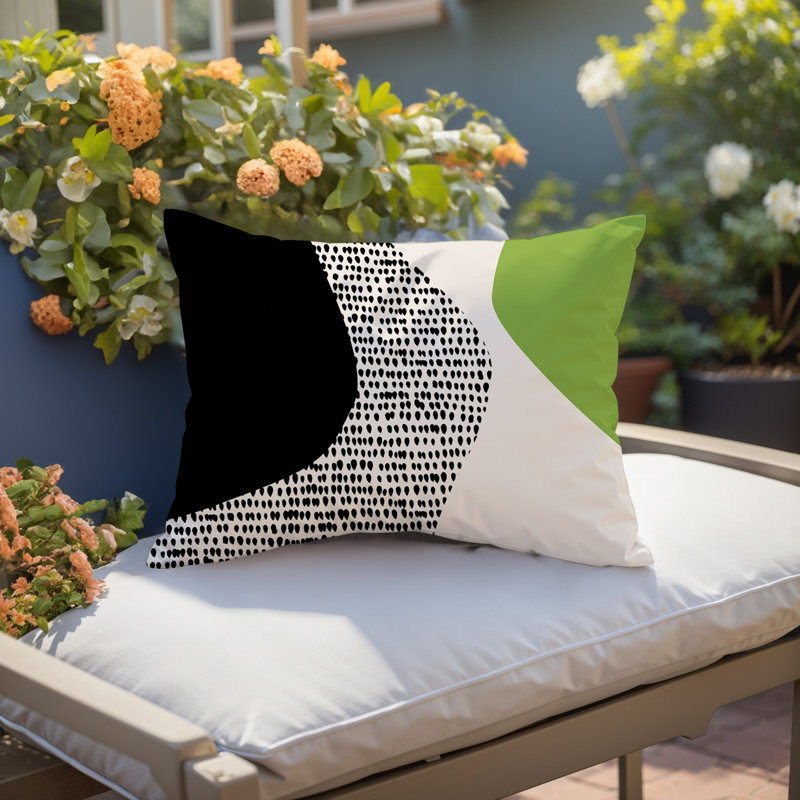 Coussin lombaire réversible intérieur / extérieur Vikka, H 14 po x l 20 po, Chartreuse / noir / blanc cassé