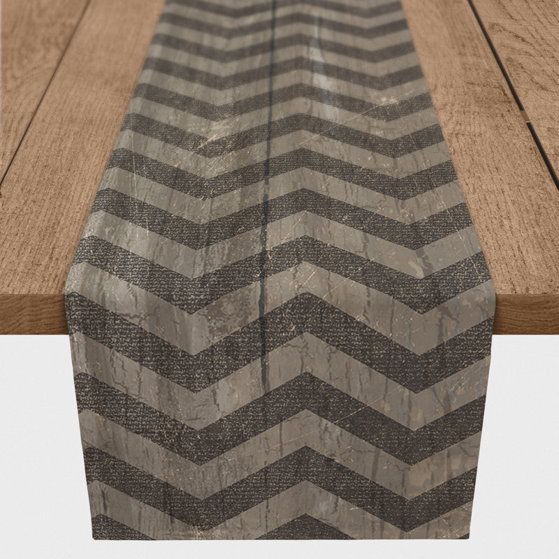 Chemin de table à chevrons, L 90 po x l 16 po