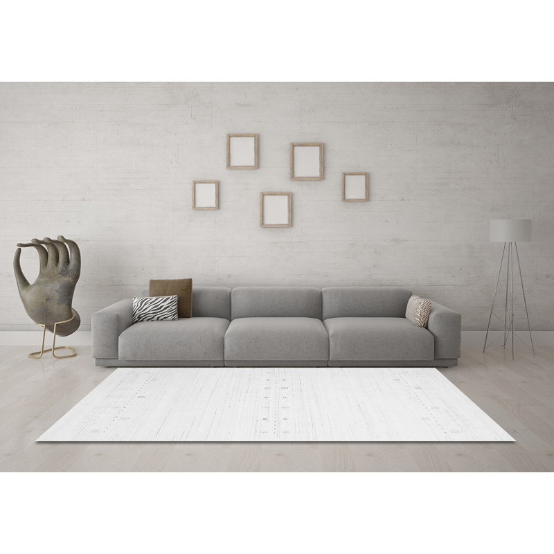 Shivnath Machine Woven Chenille/Polyester Area Rug in Gray/White, Rectangle 2' x 3'