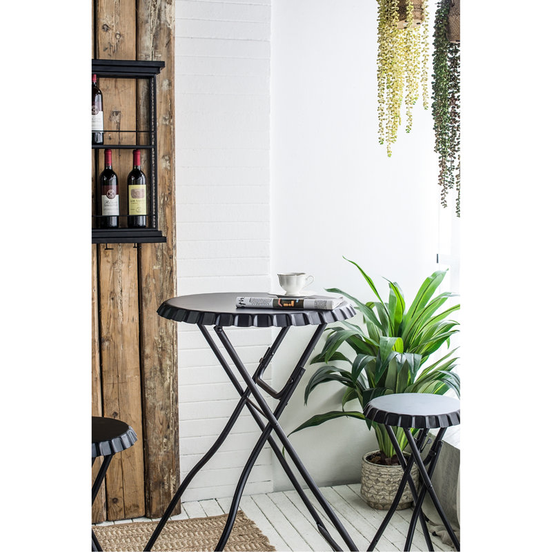 57,5 x 23,6 x 39,8 po, table d'appoint et sièges noirs, fabrication industrielle, deux sièges, en fer, style et construction