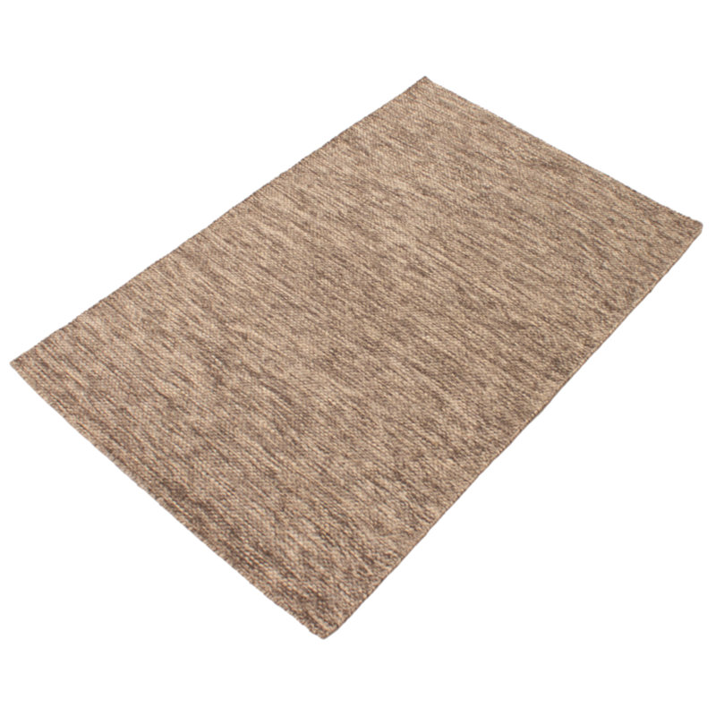 Tapis brun en laine tressé à la main Baltierra