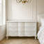 Commode de style français rétro sculptée-131267441